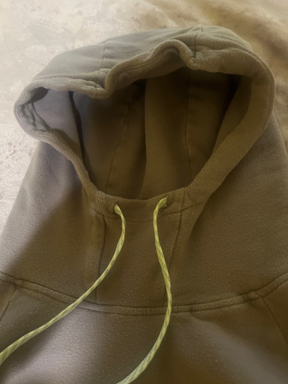 Vuori Dusty Mauve Hoodie with White Drawcords - Picture 7 of 7